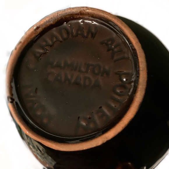 Sugar & Creamer Pottery Set - Picture 11 of 11